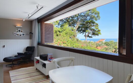 HOUSE FOR RENT IN RIO DE JANEIRO IN NOBLE AREA