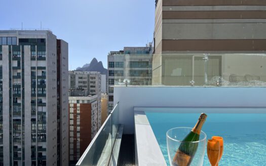 PENTHOUSE À VENDRE À RIO DE JANEIRO IPANEMA