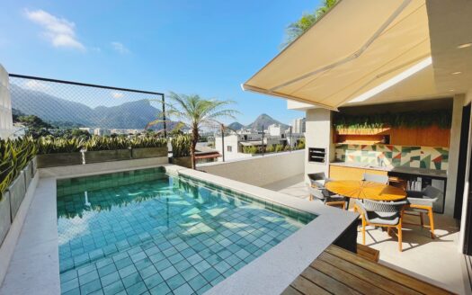 LUXUEUX PENTHOUSE DE LEBLON AVEC PISCINE