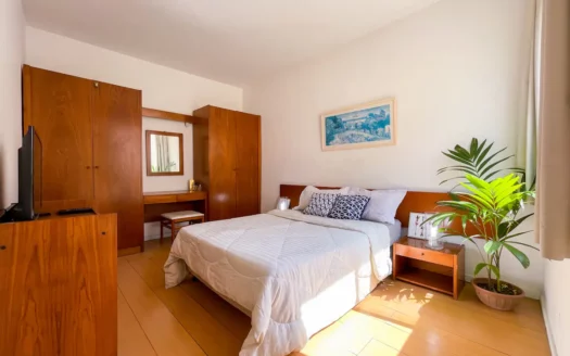 AMAZING VACATION FLAT WITH POOL NEAR THE BEACH OF IPANEMA