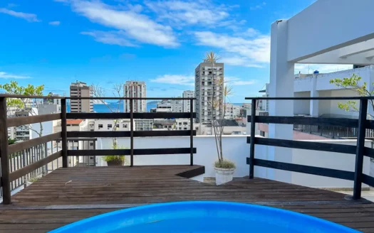 RARE INVESTMENT GEM: PENTHOUSE WITH STUNNING SEA VIEWS AND PREMIER INFRASTRUCTURE IN IPANEMA