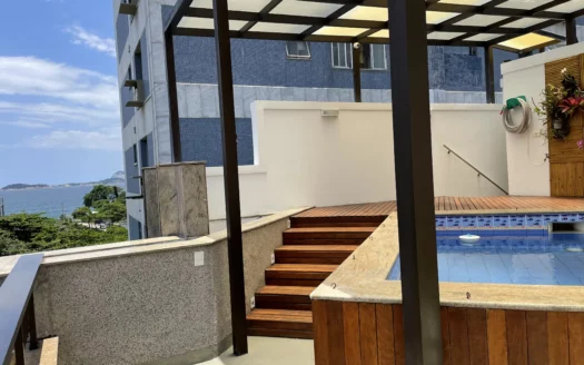 DUPLEX PENTHOUSE AVEC PISCINE ET VUE SUR L'OCÉAN À VENDRE À LEBLON