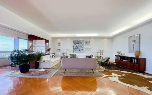 APARTAMENTO DE TIRAR O FÔLEGO COM VISTA PANORÂMICA DA PRAIA DE IPANEMA