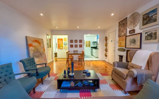 STUNNING 3-BEDROOM APARTMENT FOR SALE IN IPANEMA, RIO DE JANEIRO