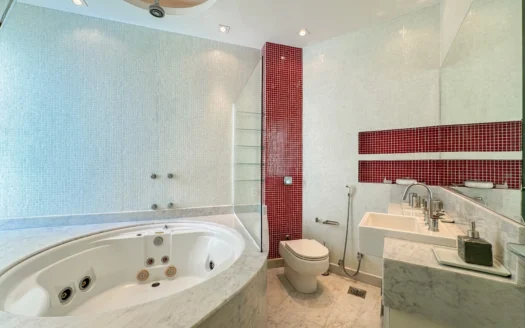 ELEGANTE APPARTAMENTO CON 2 CAMERE DA LETTO IN AFFITTO IN UNA POSIZIONE PRIVILEGIATA DI IPANEMA - COMPLETAMENTE RISTRUTTURATO E ARREDATO