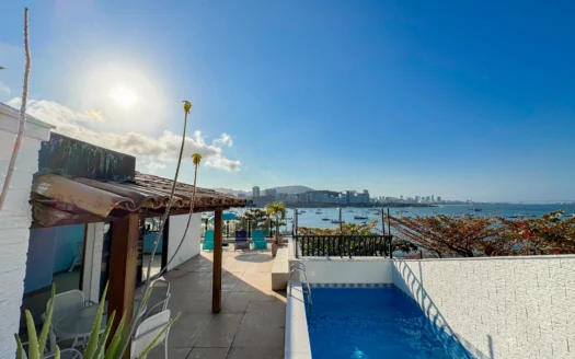 LUXURY 4-BEDROOM URCA MANSION FOR SALE