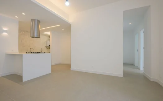 APARTAMENTO DE 3 QUARTOS RECÉM-REFORMADO EM LEBLON