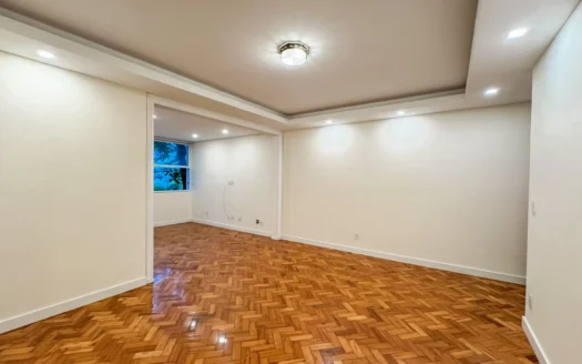 莱布隆三居室公寓 - 122 平方米、停车场和海滨位置