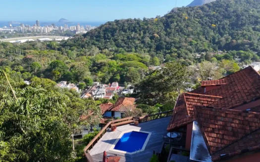 House with Panoramic View for Sale in Jardim Botânico, Rio de Janeiro