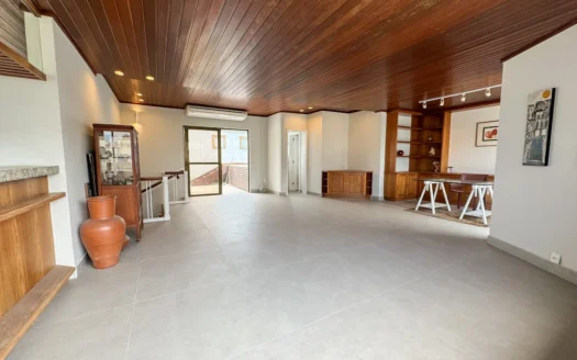 Lujoso ático dúplex en el corazón de Ipanema