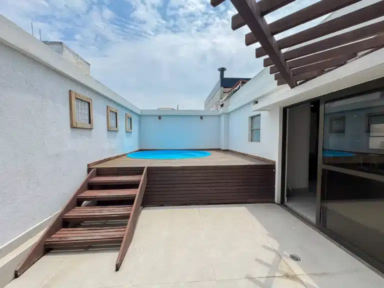 Lujoso ático dúplex en venta en el corazón de Ipanema