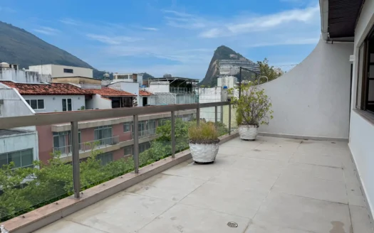 Lujoso ático dúplex en el corazón de Ipanema