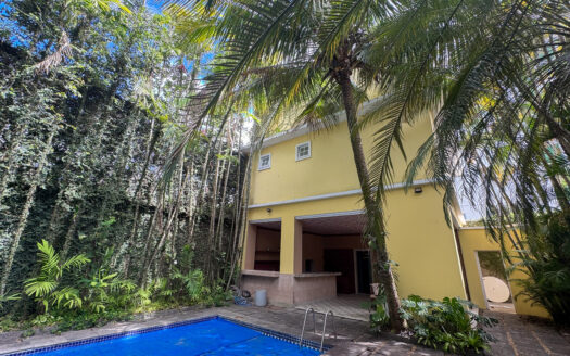Stunning Colonial-Style House for Sale in Gávea, Rio de Janeiro