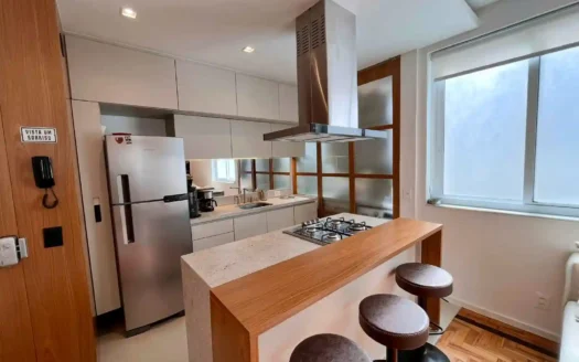 Smart-Design-Meets-Luxury-in-Leblon---Apartamento de 2 quartos totalmente mobiliado para venda