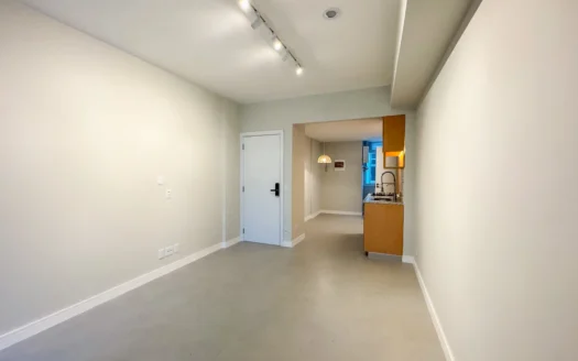 位于 Leblon 的现代化两居室公寓,高楼层,智能自动化,可提供 airbnb 服务