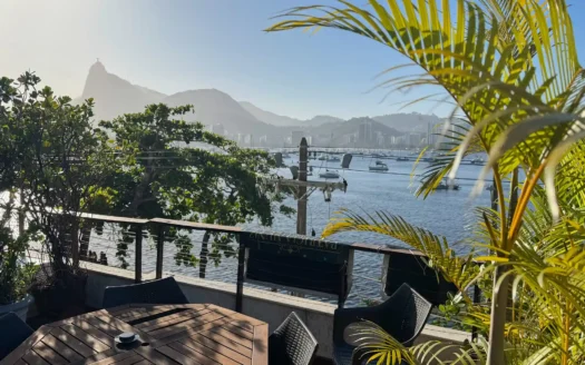 Spaziosa casa con 6 camere da letto in vendita a Urca, Rio de Janeiro