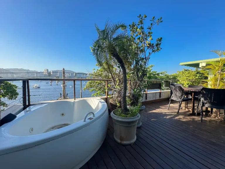 Amplia casa de 6 dormitorios en venta en Urca, Río de Janeiro