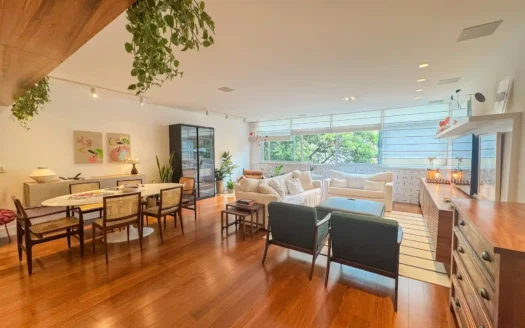 Apartment for Sale in One of the Best Areas of Ipanema with One Unit per Floor (2)