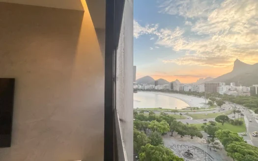 Apartment for sale in Botafogo with Christ the Redeemer views