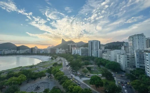 Apartment for sale in Botafogo with Christ the Redeemer views