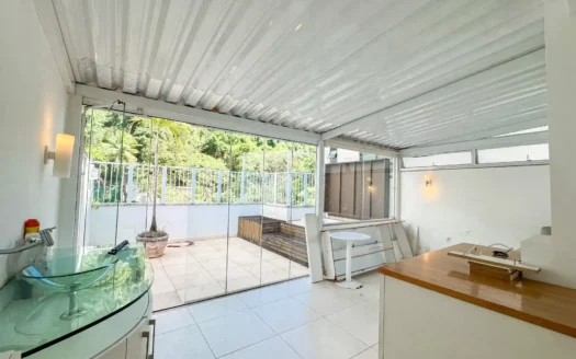 Duplex Penthouse with Christ the Redeemer View for Sale on Avenida Epitácio Pessoa