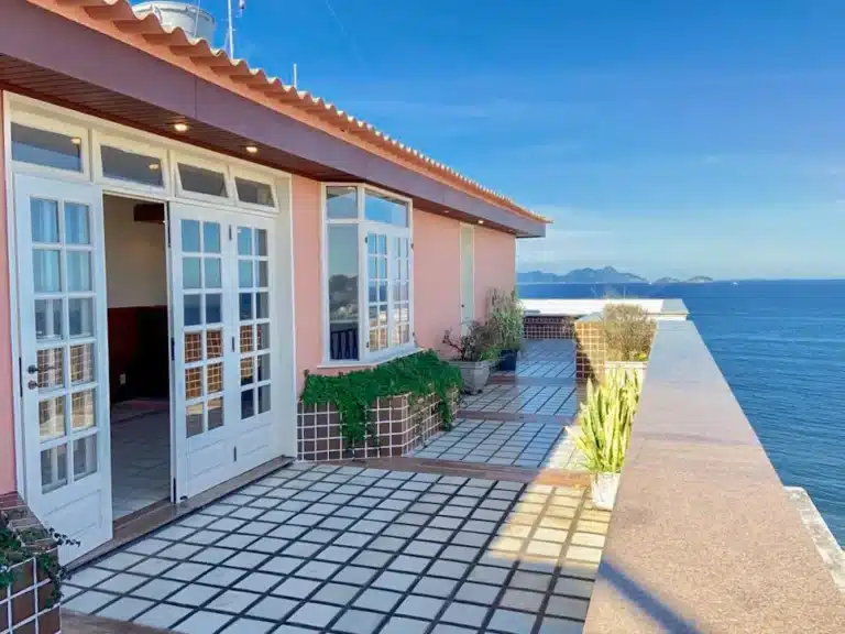 Ático frente al mar en venta en la Avenida Atlântica, Copacabana
