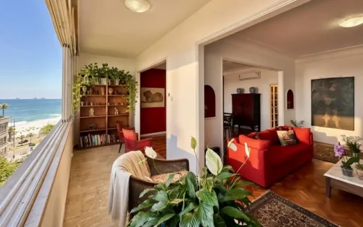 Ático dúplex en venta en Ipanema con vistas al mar y amplia terraza