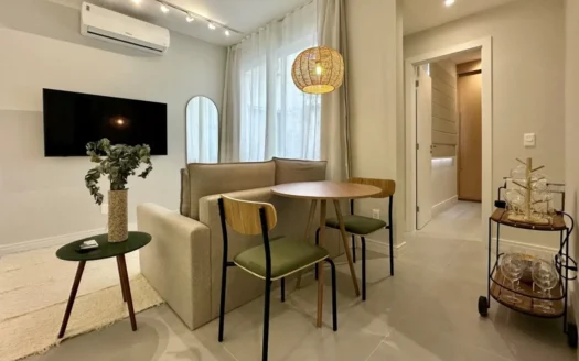 Apartamento mobiliado para venda perto da praia em Ipanema (4)