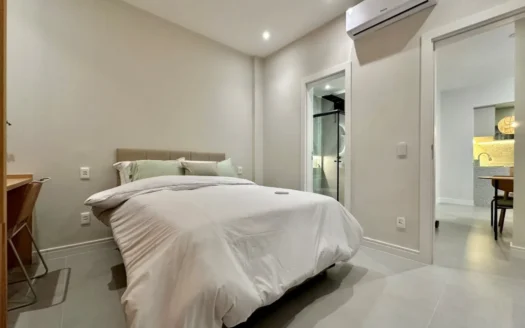 Furnished Apartment for Sale Near the Beach in Ipanema