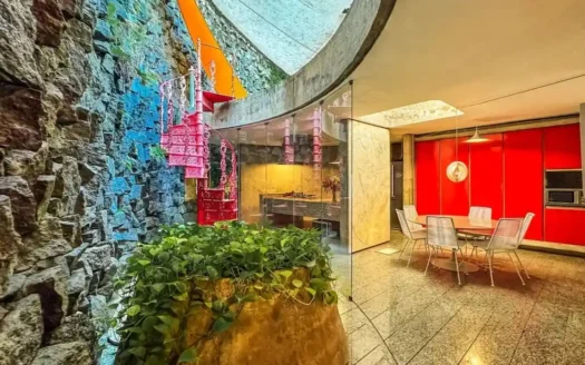 Casa de arquiteto moderno na Barra da Tijuca - Design e natureza na Pedra da Gávea