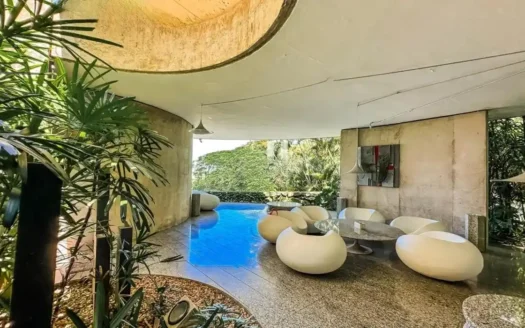 Casa de arquiteto moderno na Barra da Tijuca - Design e natureza na Pedra da Gávea