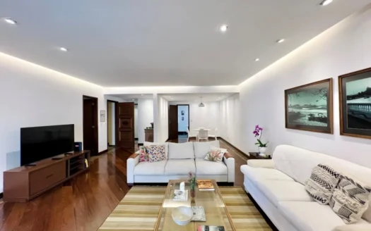 伊帕内玛翻新公寓供出售 - 236 平方米,配有 Varanda 和专属楼层