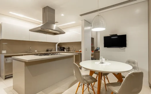 Wohnung mit Meerblick zu verkaufen in Vieira Souto in Ipanema