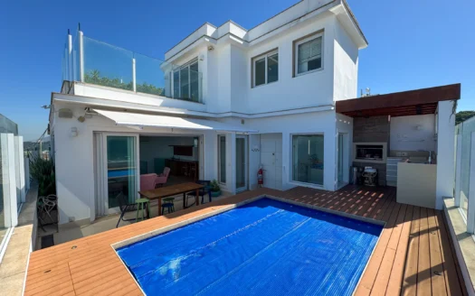 Penthouse Triplex Leme avec vue sur l'océan - 320m² de retraite verticale avec piscine et vues panoramiques