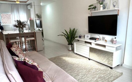 Appartamento ammobiliato in vendita con potenziale per Airbnb