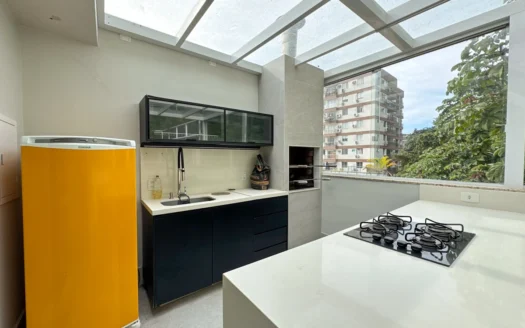 Appartement-terrasse en duplex à louer à Lagoa, avec piscine et terrasse