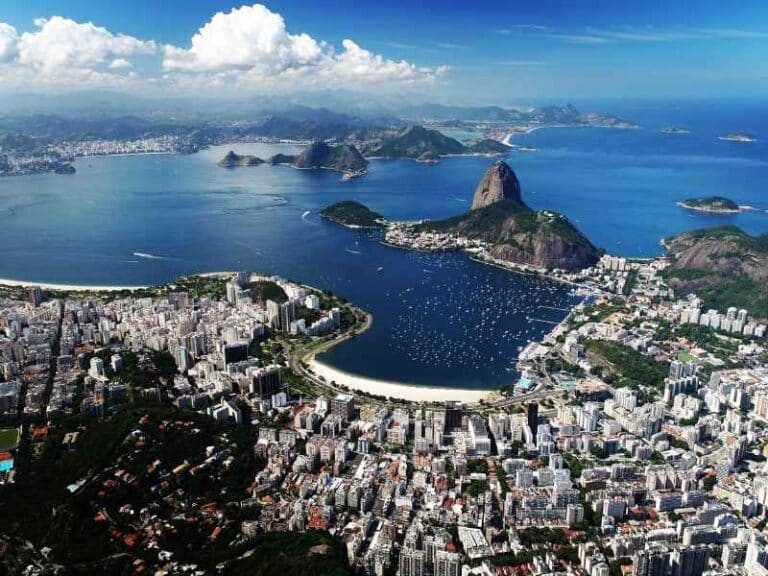 Compradores estrangeiros no Rio: por que os investidores estão correndo para adquirir imóveis na Zona Sul