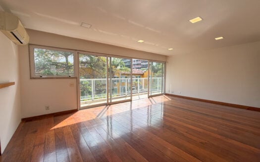 Apartamento espaçoso de 159 m² à venda em Ipanema