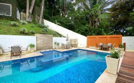 Villa in Alto Gávea – Pool und Terrasse