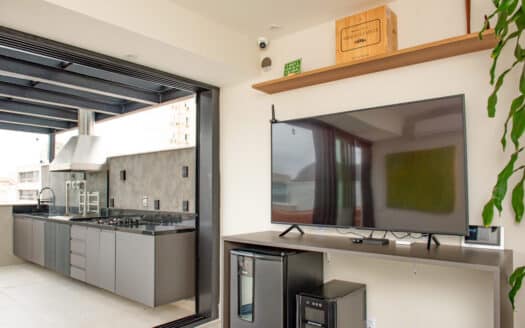 Se vende penthouse con terraza en Copacabana: terraza con piscina en la azotea y vista a la Pedra dos Cabritos