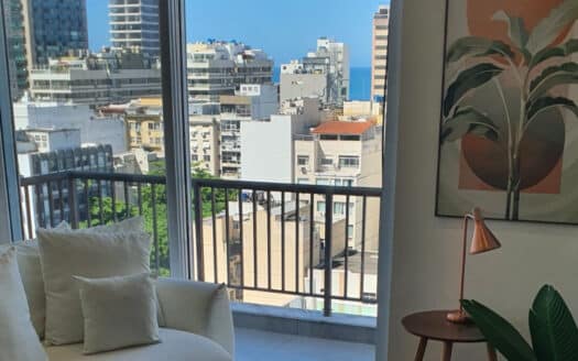 Penthouse dúplex con vista al mar en venta en Ipanema
