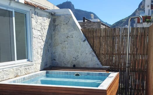 Ipanema rooftop duplex for sale – rooftop pool with Corcovado view