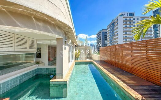 Ipanema triplex penthouse – pool deck on the terrace
