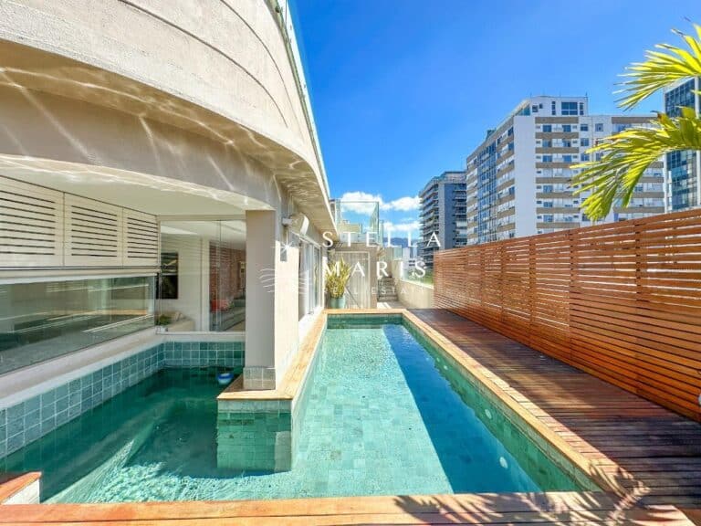 Ático triplex en venta en Ipanema – 527 m², piscina, sauna y vista al Cristo Redentor