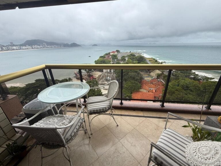 La Reserve Arpoador – Ocean-View Apartment for Sale, 85 m²