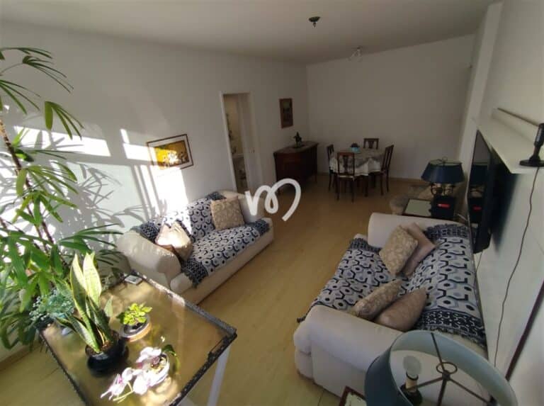 Appartamento con 3 camere da letto in vendita a Leblon – 84 m² a Selva de Pedra