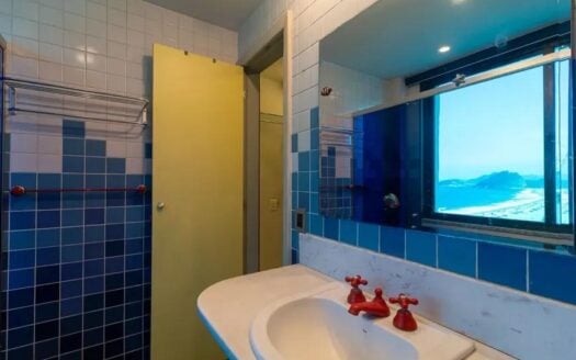 425m² Penthouse for Sale on Avenida Atlântica, Copacabana