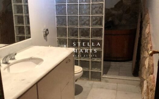 Haus in der Rua Sacopã in Lagoa zu verkaufen – 558 m², 4 Schlafzimmer, Blick auf die Pedra da Gávea