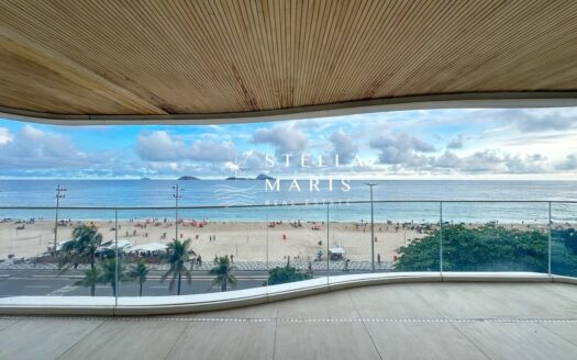 TOM Delfim Moreira – balcony facing Leblon beach