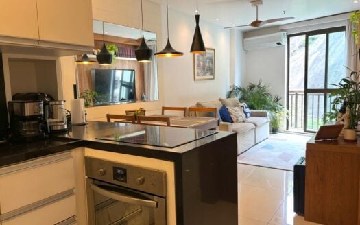 Appartamento con 1 camera da letto in vendita in Rua Djalma Ulrich, Copacabana – 52 m²